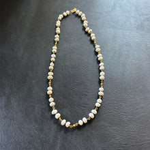 Load image into Gallery viewer, LOUISE GOLD NECKLACE
