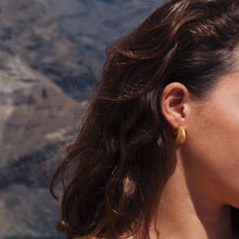 Load image into Gallery viewer, SAMIRA GOLD EARRINGS
